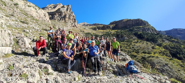 Realizada la salida montañera. Ascensión al Pico Pineta (2.861), por el Balcón de Pineta e ibón de Marboré. Sábado, 30 de agosto.